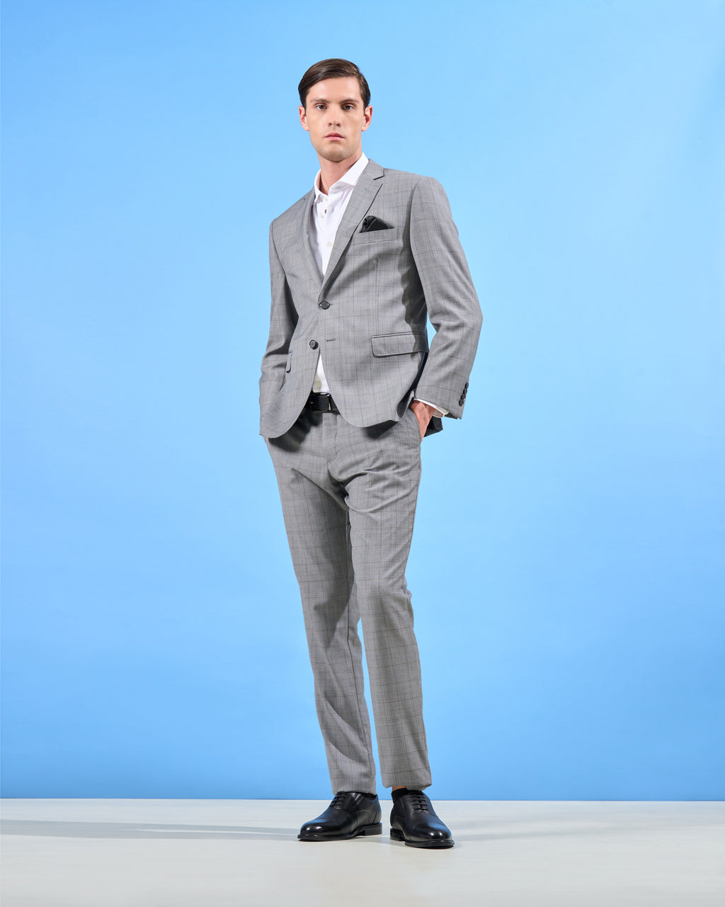 Slim-Fit Checked Patterned Suit