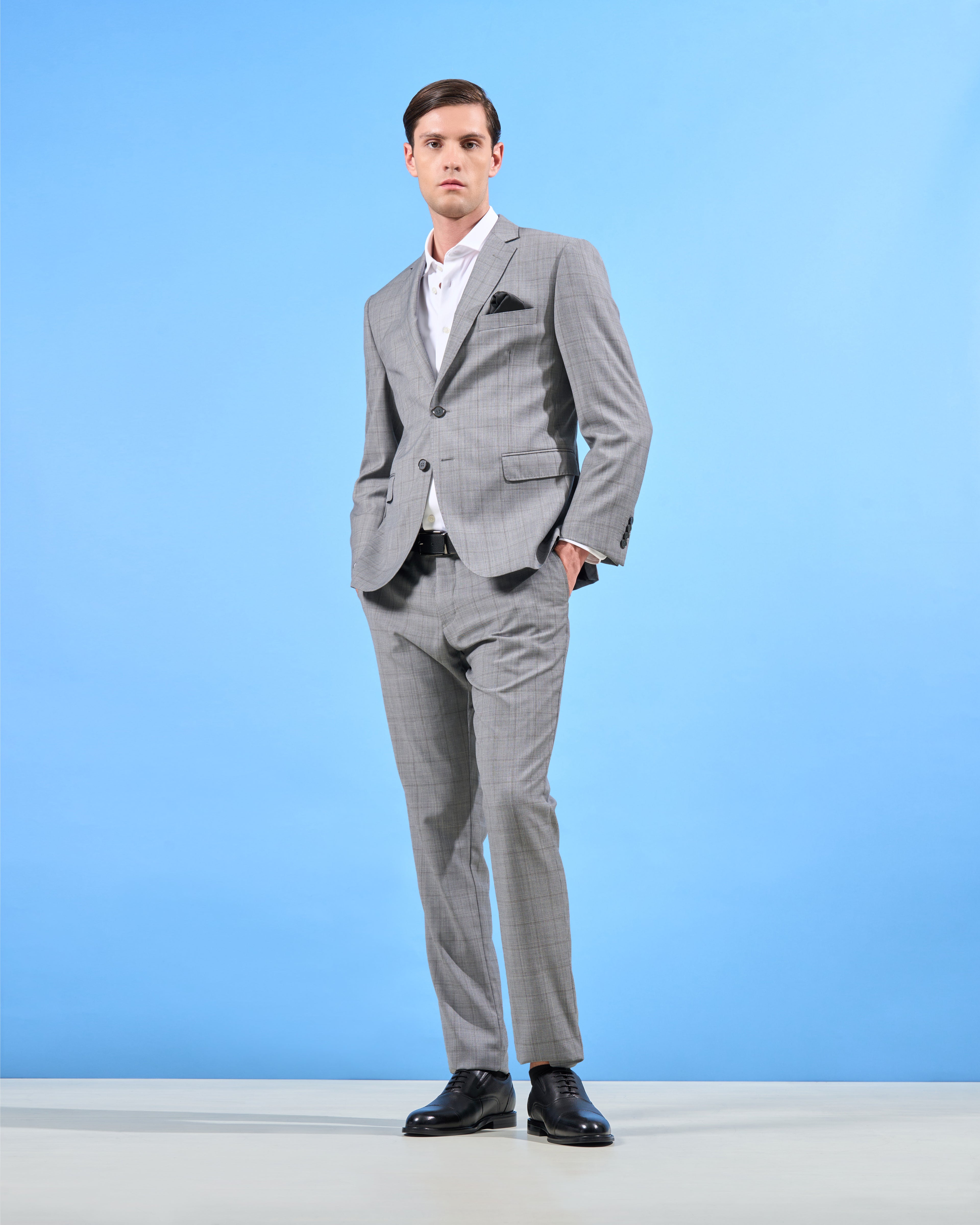 Slim-Fit Checked Patterned Suit