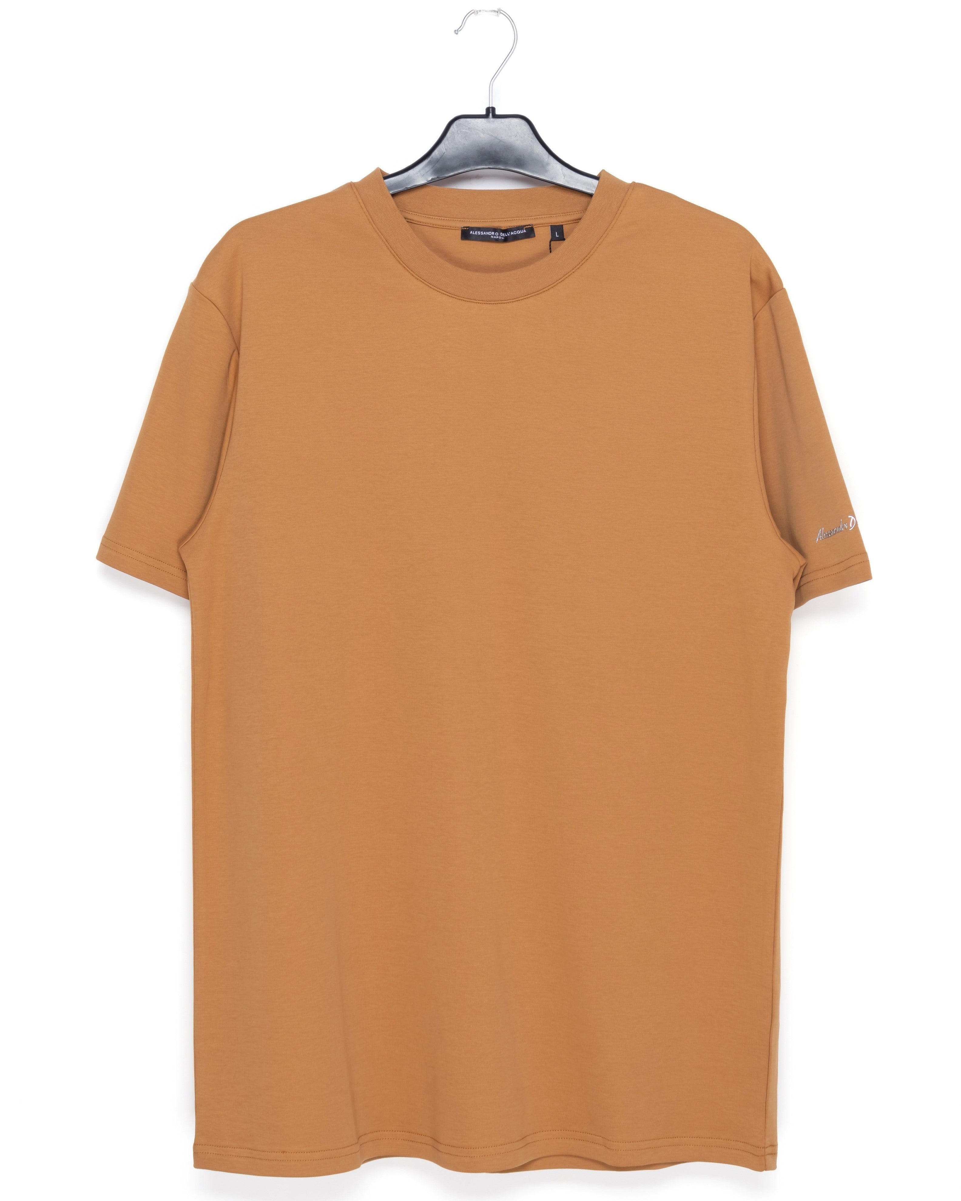 05 Tshirt : 05 ADA 8302