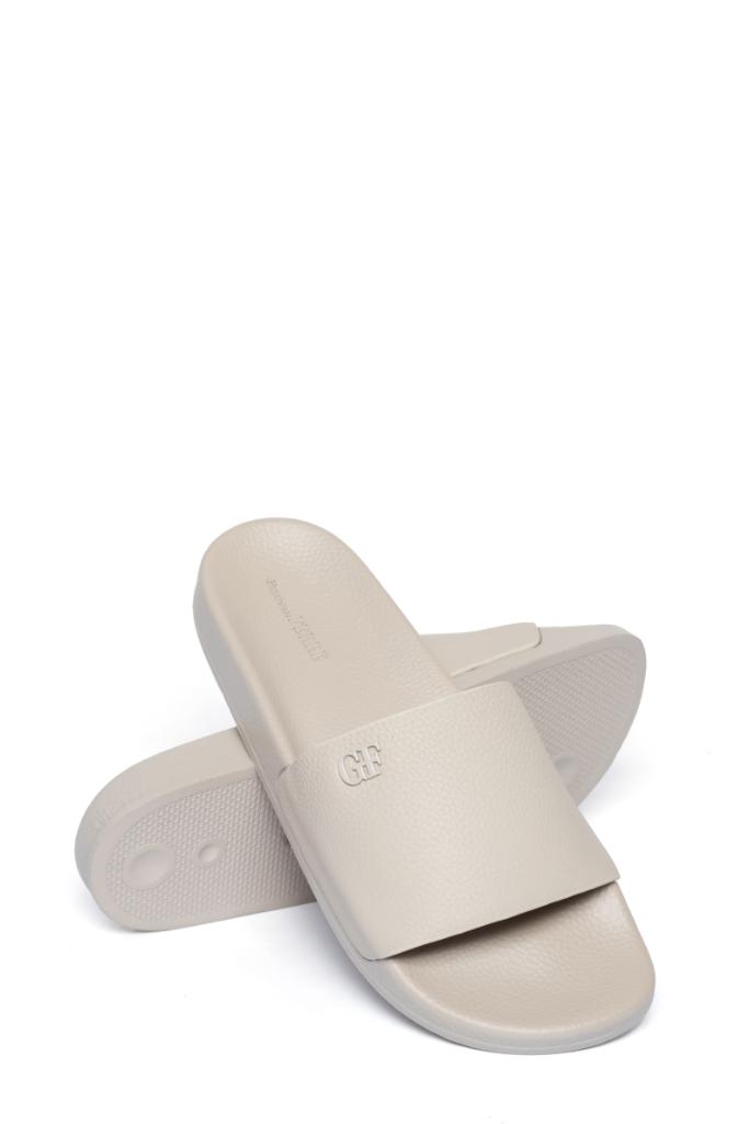 Sandals : 35 GFF 8015