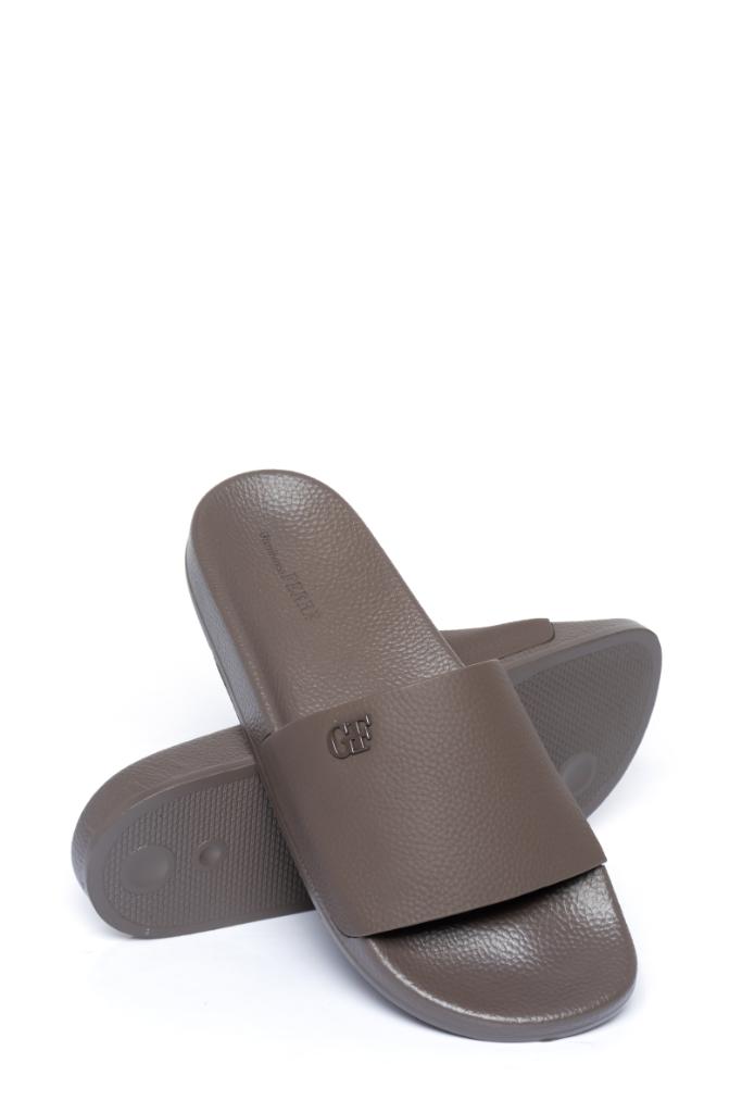 Sandals : 35 GFF 8016