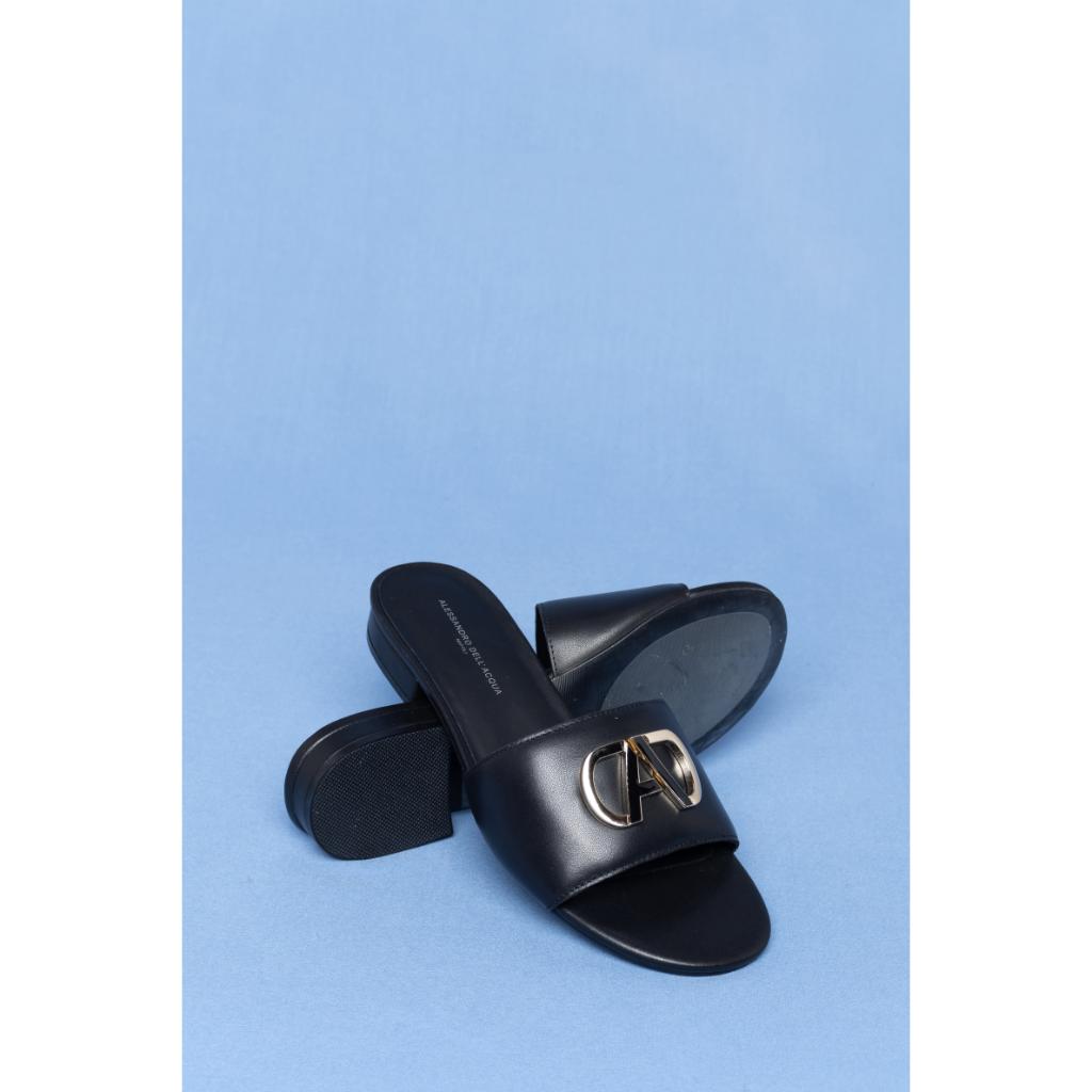 Ladies Slippers : 366 ADA 8017