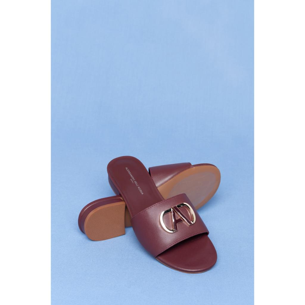 Ladies Slippers : 366 ADA 8026