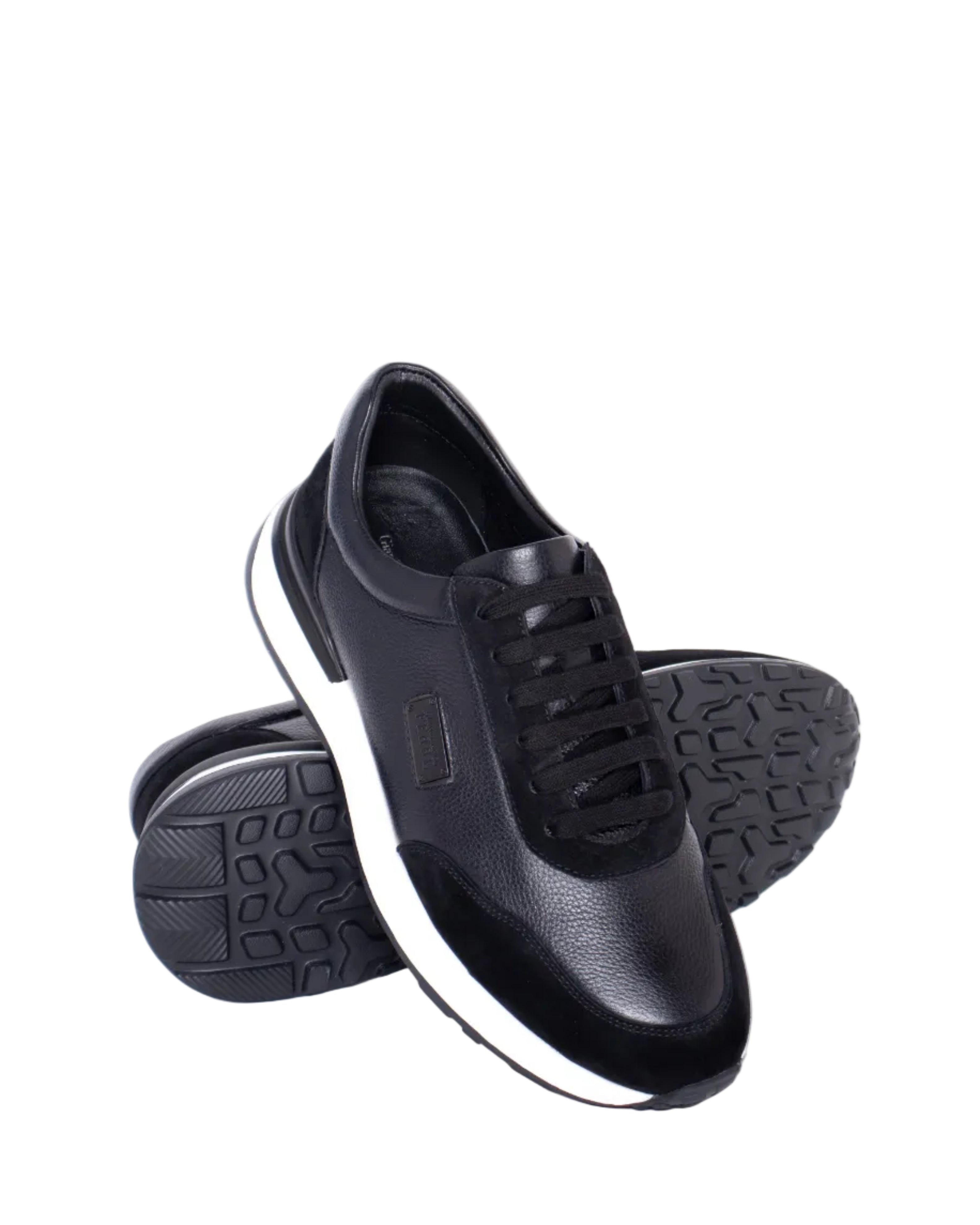 58-01 Casual Shoes - Trainers : 58-01 GFF 8058