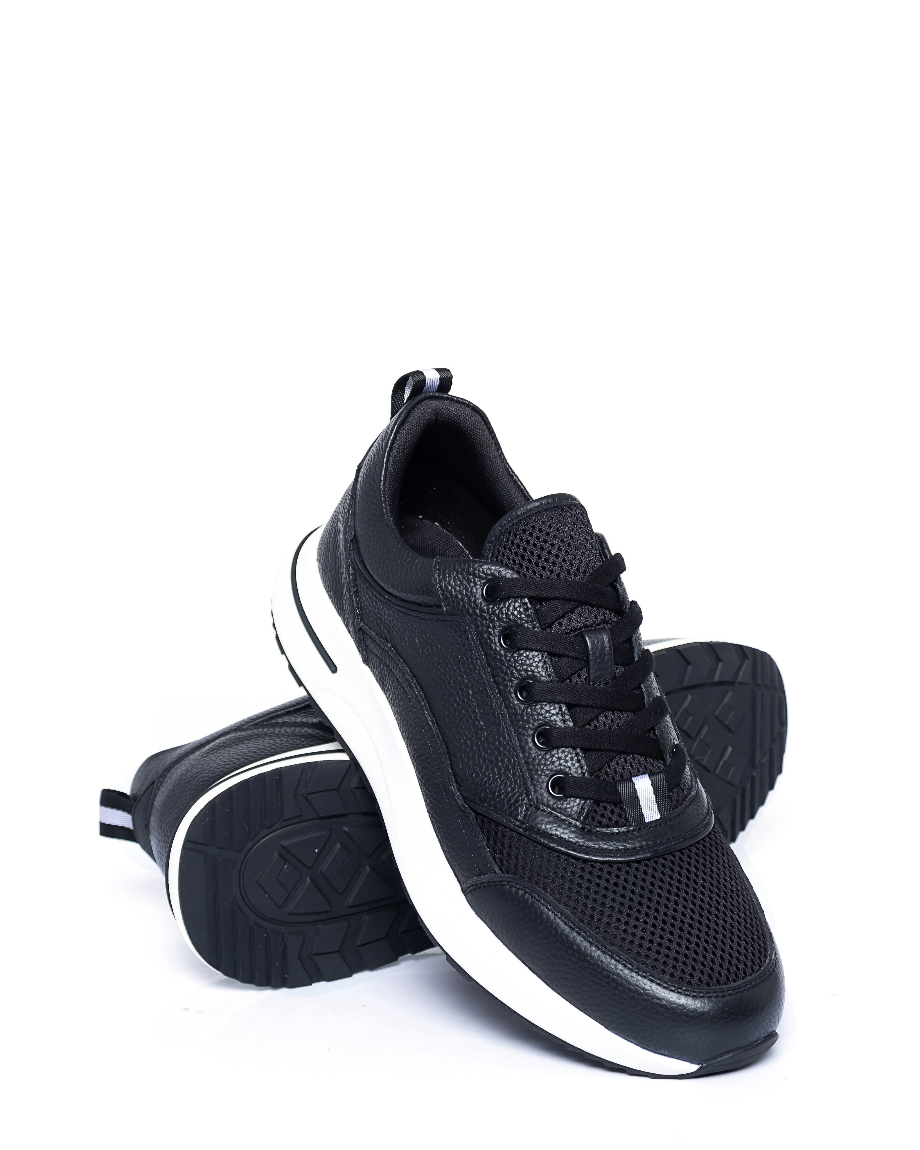 58-01 Casual Shoes - Trainers : 58-01 LF 8051